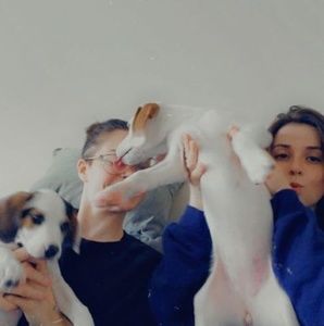 Meet your Posher, Hali